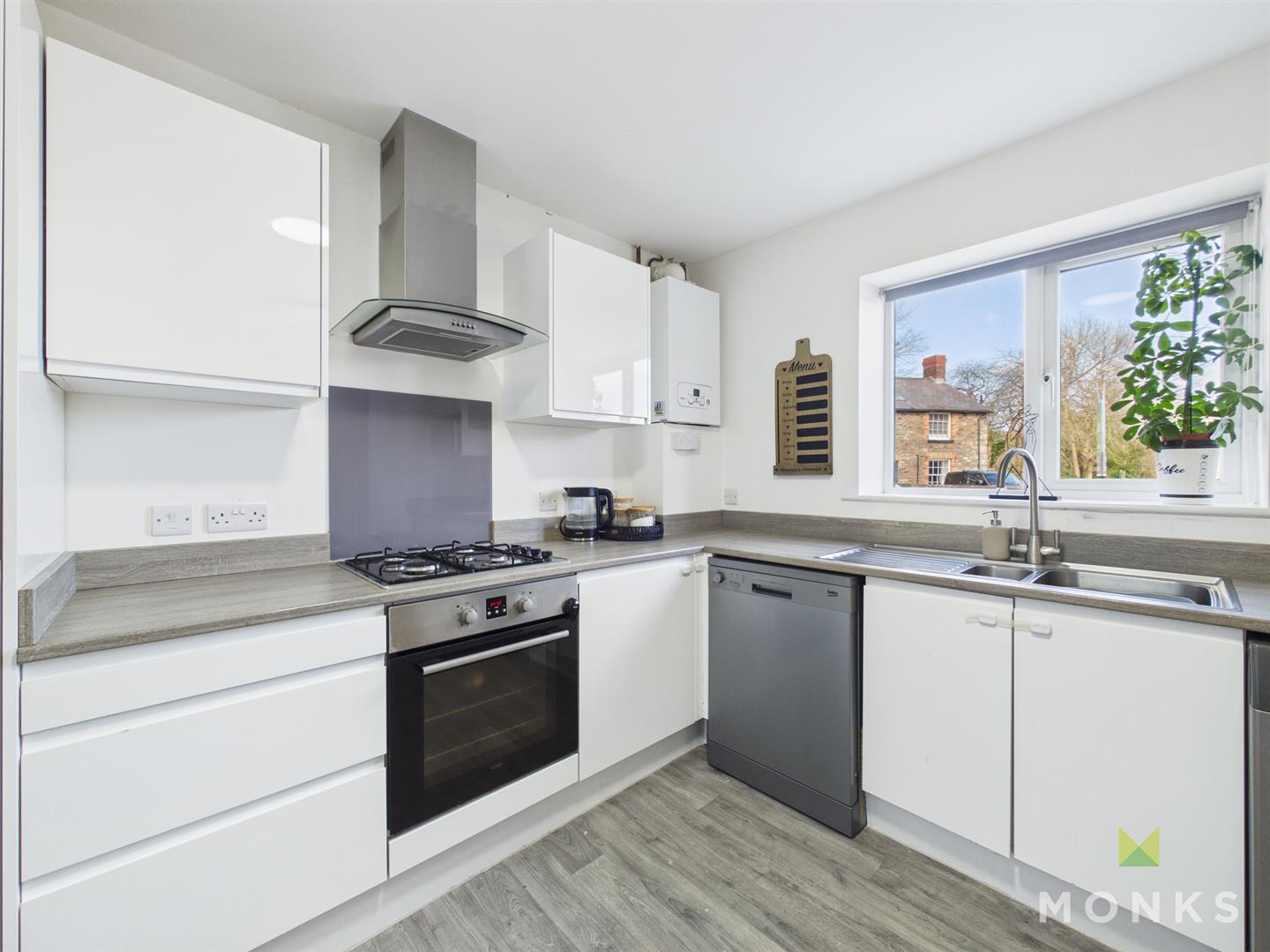 1 Cysgod Y Gyrn, Oswestry, SY10 7LQ For Sale